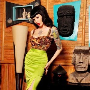 🦄 Deadly Dames Tiger Top Medium EUC